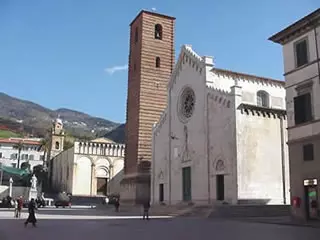 Пьетрасанта (Pietrasanta) - Тоскана